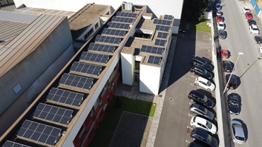 Instalación fotovoltaica en Industrial Olmar