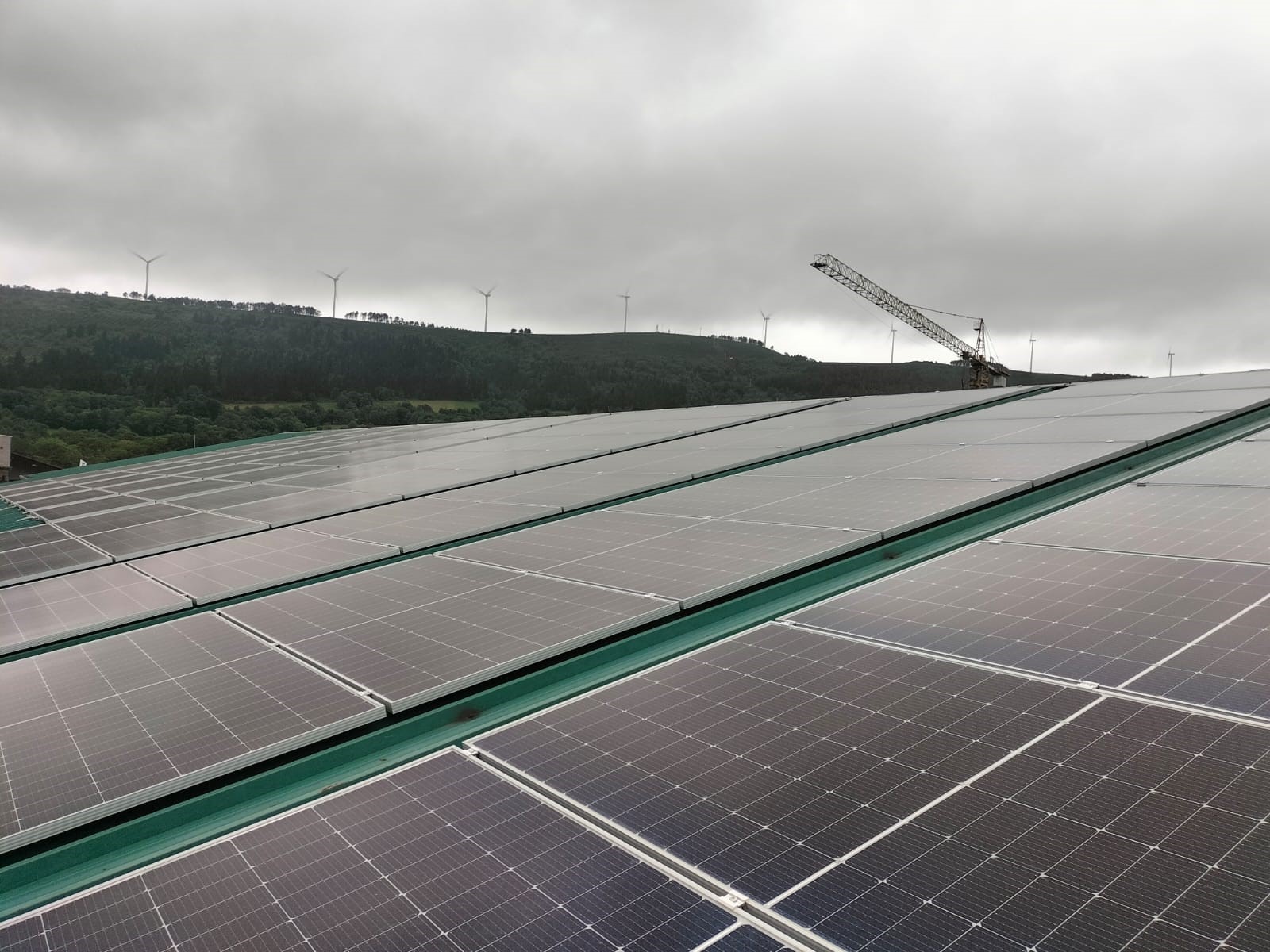 Instalación fotovoltaica de 40.5 kWp en Tineo, Asturias