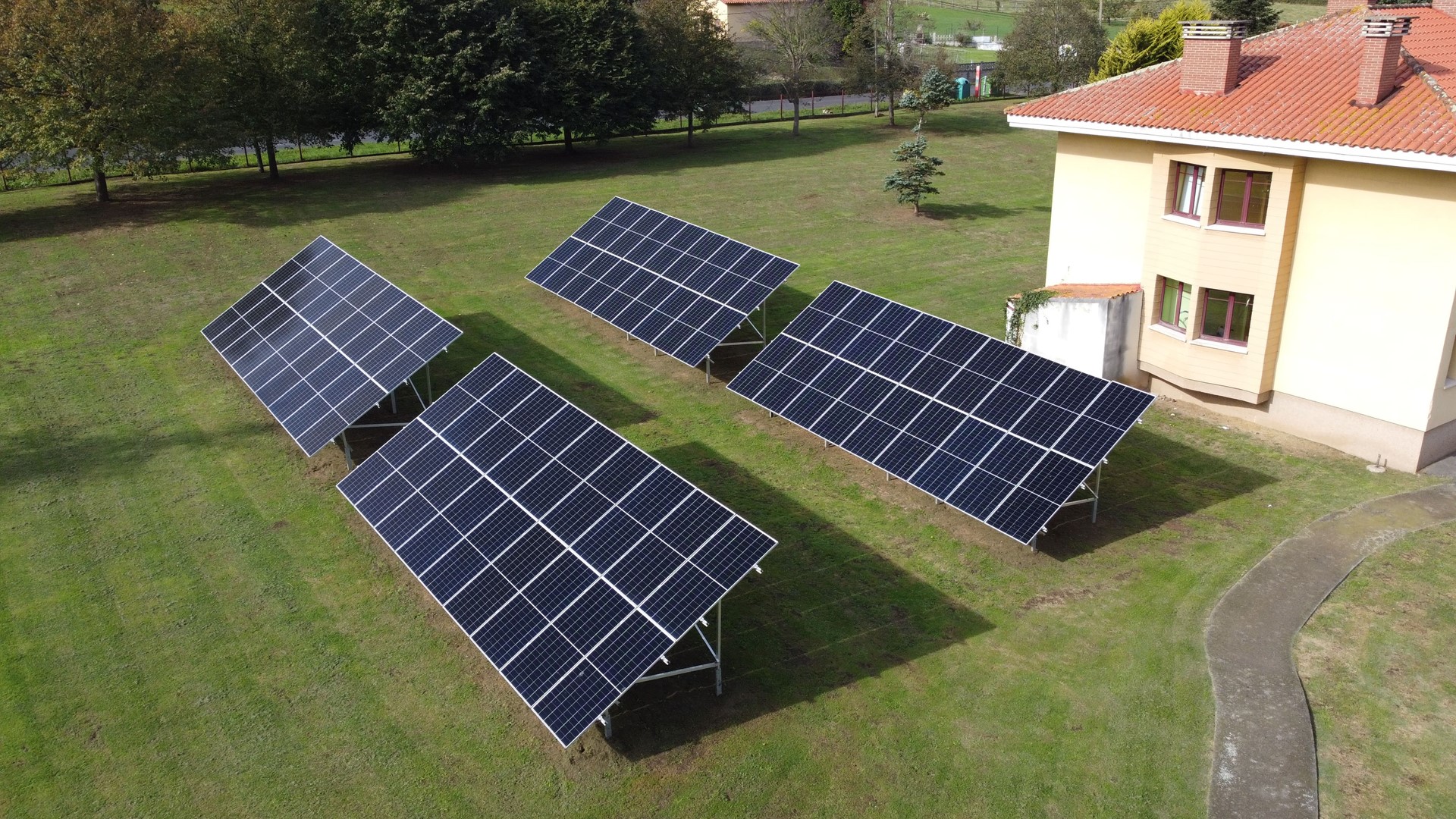 Autoconsumo fotovoltaico en residencia en Gijón